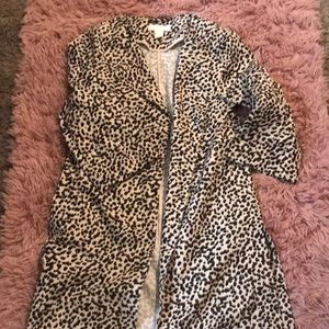 FLASH SALE ‼️leopard print blazer